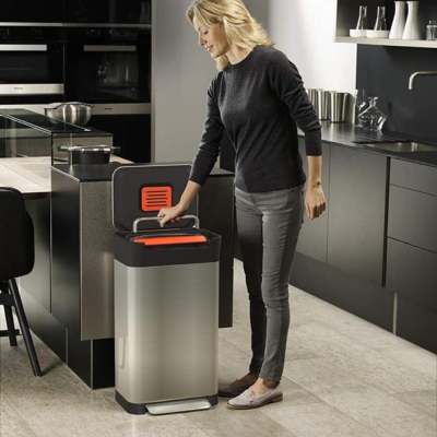 Thùng rác nén rác và khử mùi Joseph Joseph Titan 20L Steel 30037 thumb