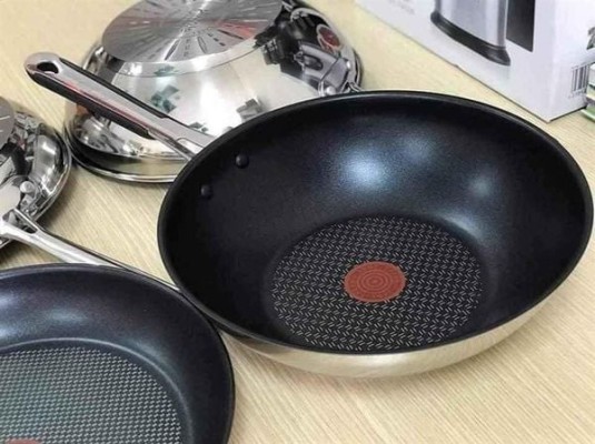 Chảo chống dính sâu lòng Jamie Oliver 28cm