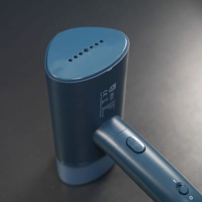 Bàn là hơi nước cầm tay Philips STH3000/20 thumb