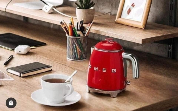 Ấm siêu tốc mini SMEG KLF05RDEU 0,8L màu đỏ thumb