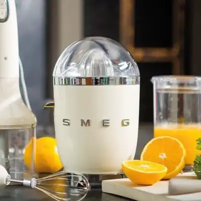 Máy vắt cam SMEG CJF11CREU màu kem thumb