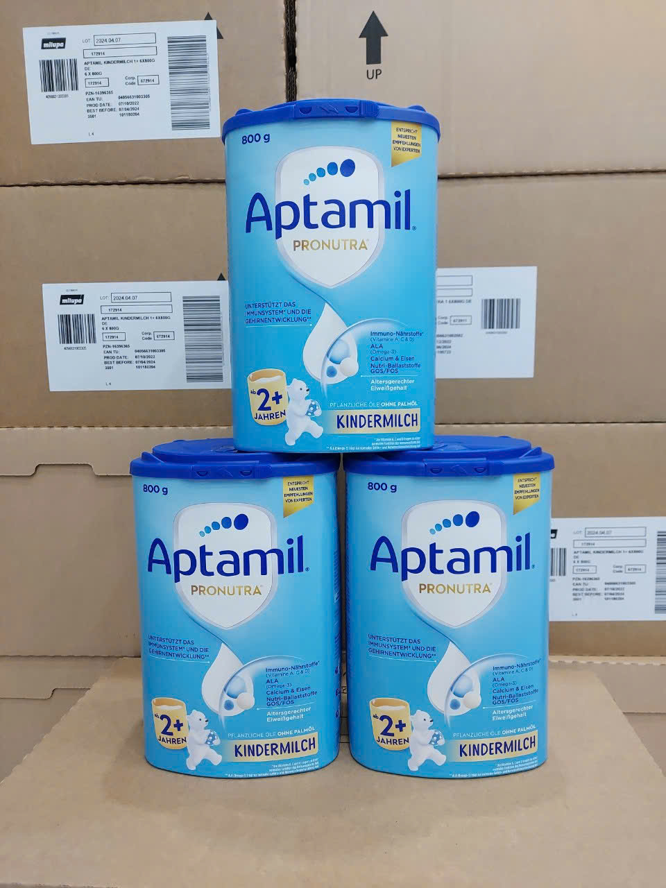 Sữa bột Aptamil Pronutra Đức cho bé