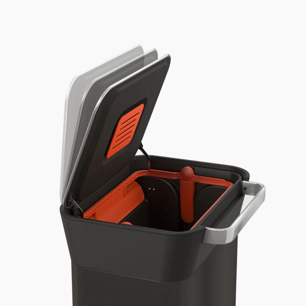 Thùng rác nén rác và khử mùi Joseph Joseph Titan 30L 30146 màu đen Carbon