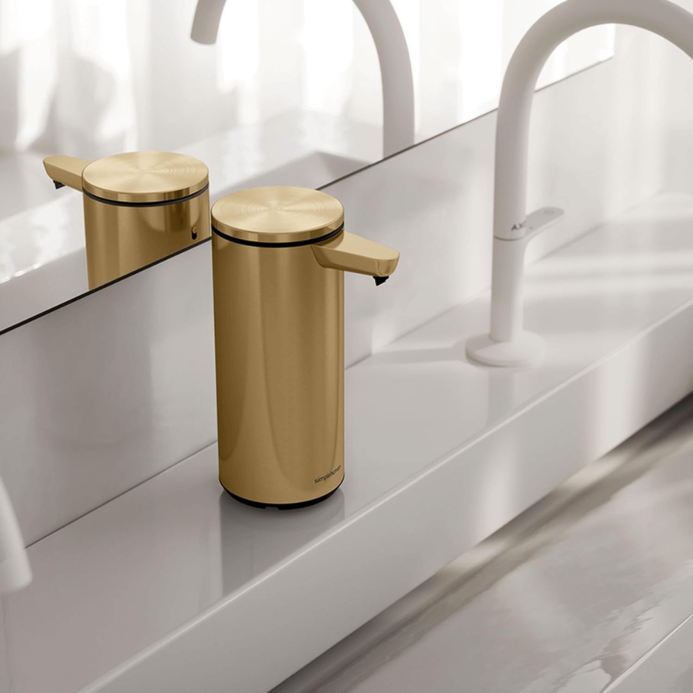 Chiết xà phòng cảm ứng Simplehuman màu vàng model mới