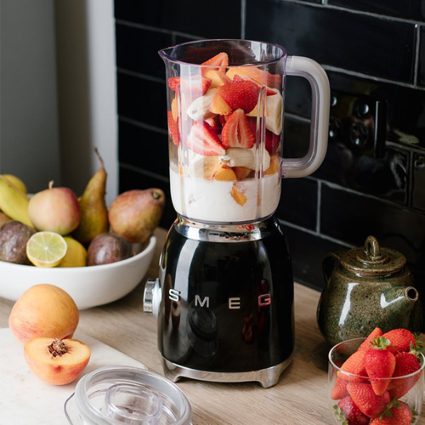 Máy xay sinh tố SMEG BLF01BLEU màu đen nội địa Đức